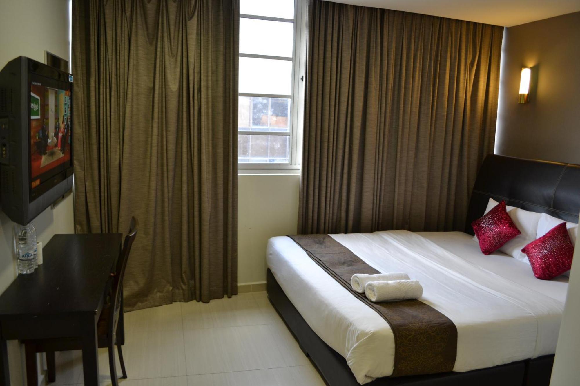 Batu Empat Eazy Hotel At Ampang מראה חיצוני תמונה