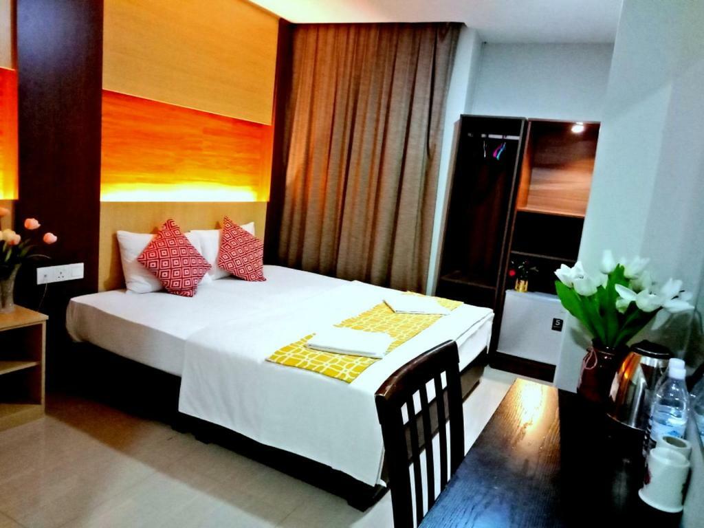 Batu Empat Eazy Hotel At Ampang מראה חיצוני תמונה