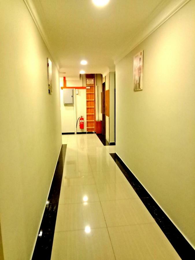 Batu Empat Eazy Hotel At Ampang מראה חיצוני תמונה