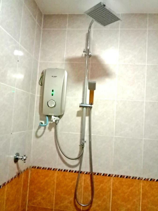 Batu Empat Eazy Hotel At Ampang מראה חיצוני תמונה