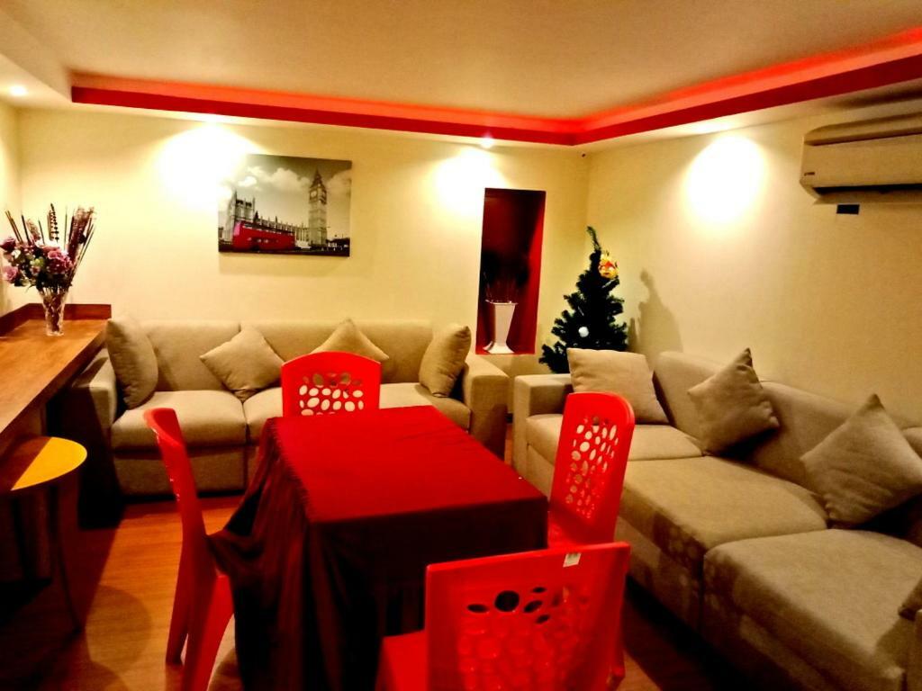 Batu Empat Eazy Hotel At Ampang מראה חיצוני תמונה