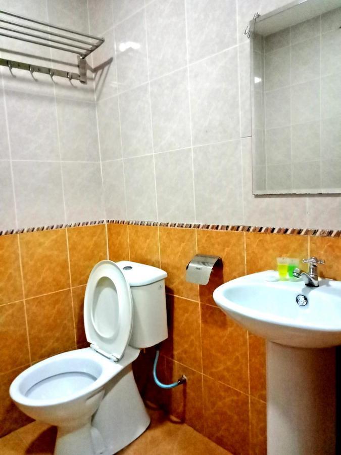 Batu Empat Eazy Hotel At Ampang מראה חיצוני תמונה
